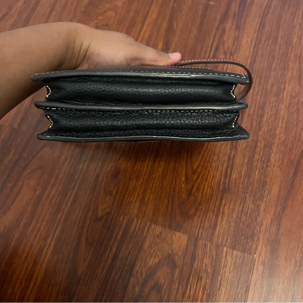 Dooney & Bourke Black Pebbled Leather Crossbody Bag - Picture 3 of 10
